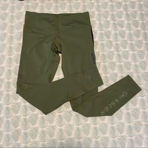 XS Olive Virus ECO33 Cool Jade Tech Compression Pants